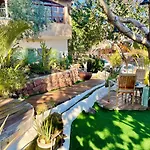 Oasis Garden