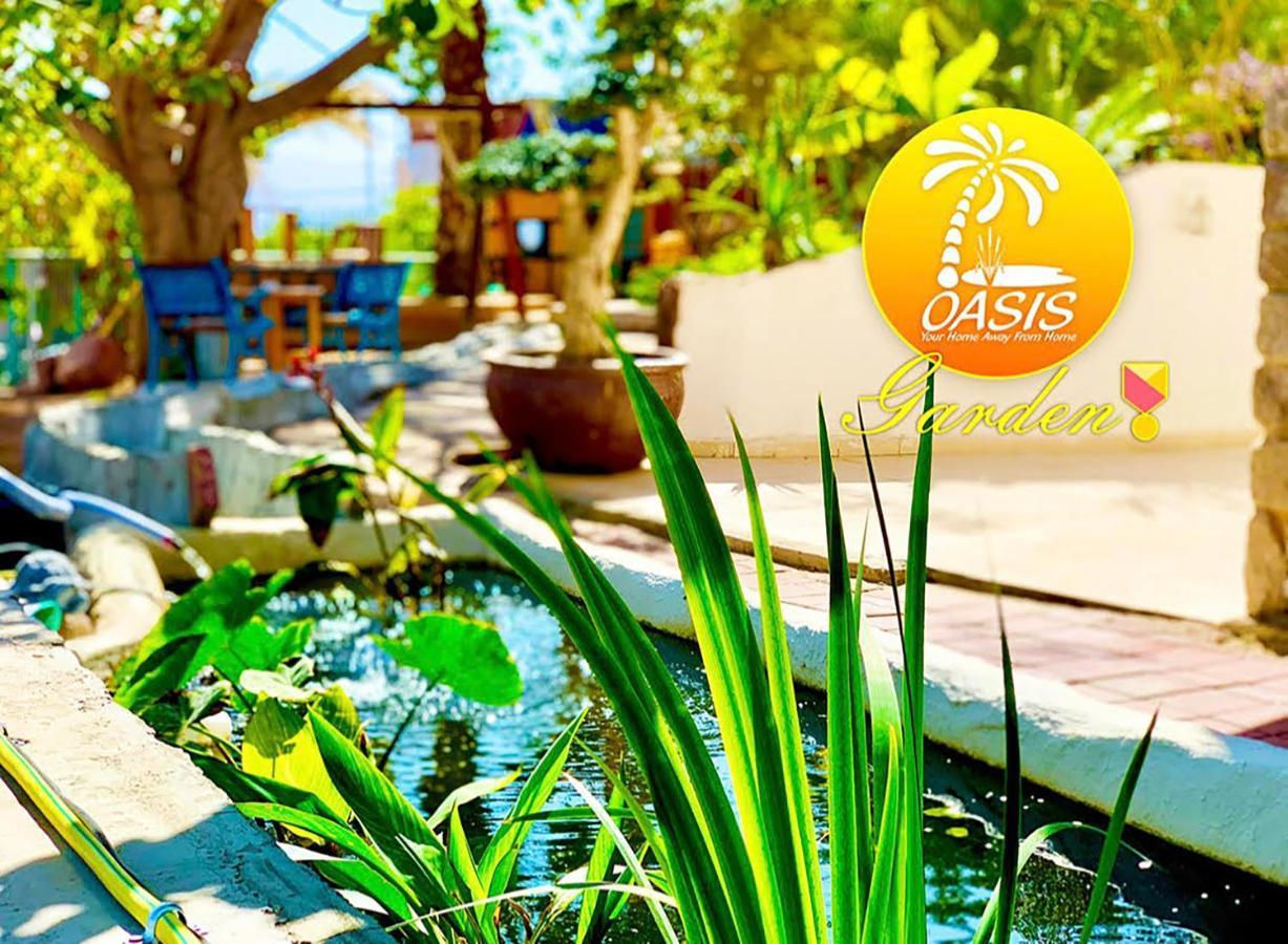 Oasis Garden Apartment